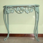 Iron Entry Table with Curved Legs
