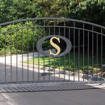 Wave Top Gate With Custom Initial